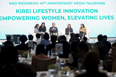 Press Conference "Kirei Lifestyle Innovation: Empowering Women, Elevating Lives" (left-to-right): Yoshihiro Hasebe, CEO and President Director of Kao Corporation; Irene Umar, Vice Minister of Creative Economy of the Republic of Indonesia; Putri Tanjung, Womanpreneur and CEO of Trans Digital Lifestyle Group (PRNewsfoto/Kao Indonesia)