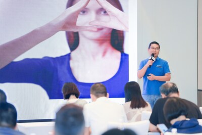 Unable to view the image, Please provide a valid URL.