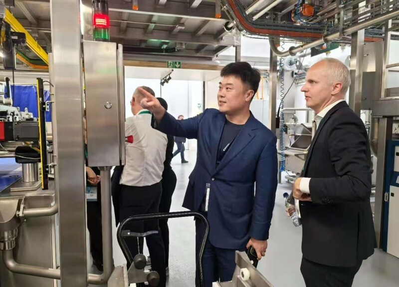 Unable to view the image, Please provide a valid URL.