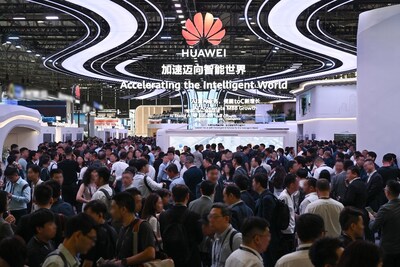 Huawei's booths in Hall N1 at MWC Shanghai 2025 (PRNewsfoto/Huawei Technologies Co., Ltd)