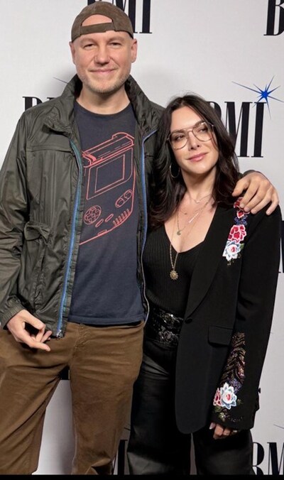 Gregg Alexander/ Danielle Brisebois (Photo Nat Birnbaum)