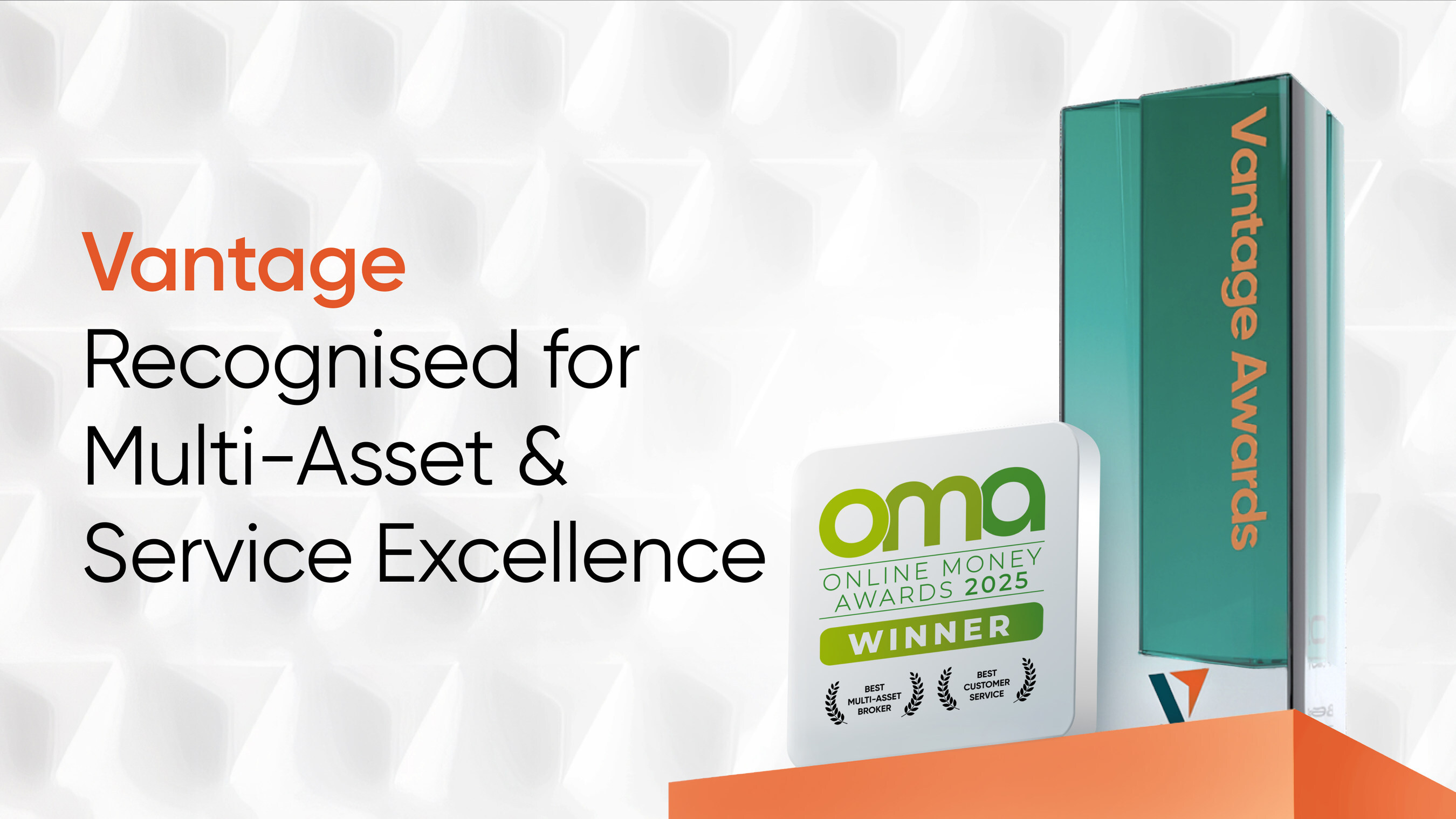 Vantage UK Celebrates Double Win at 2025 Online Money Awards for 