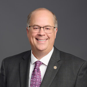 Airport Industry Veteran Ted Kitchens Joins Paslay Group as Engagement Executive