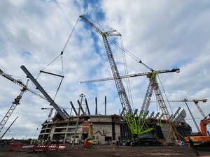La grúa sobre orugas para trabajos pesados de Zoomlion apoya la construcción de estadios para la Copa Mundial de Fútbol 2030 en Marruecos
