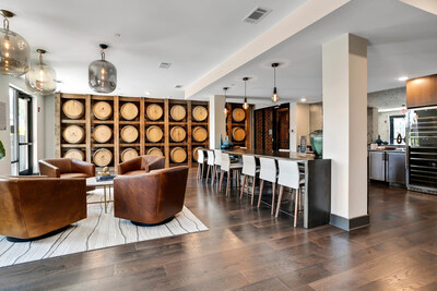 Skye Suwanee Town Center Wine Cellar Lounge
