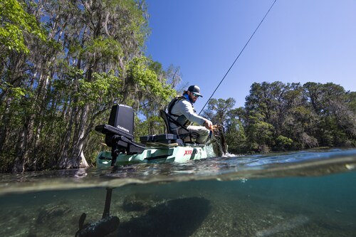 Garmin's new Force Current kayak trolling motor redefines kayak fishing with a first-of-its-kind hands-free wireless throttle and steering control system.