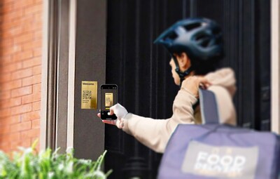 ButterflyMX QR Code Intercom being used by courier ButterflyMX QR Code Intercom being used by courier