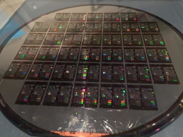 Researchers have now developed an efficient technique for integrating quantum dot lasers within silicon chiplets. Researchers have now developed an efficient technique for integrating quantum dot lasers within silicon chiplets.