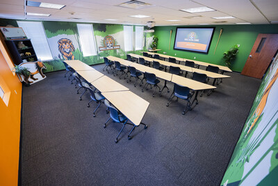 Unable to view the image, Please provide a valid URL.