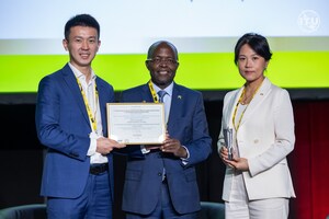 "Programa Signal Reach" da ZTE vence o prêmio WSIS 2025 Champion Award