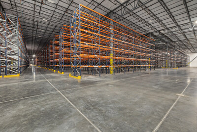 ARCO renovates warehouse and distribution centers, installing conveyor systems and optimizing layouts to boost efficiency in existing buildings.