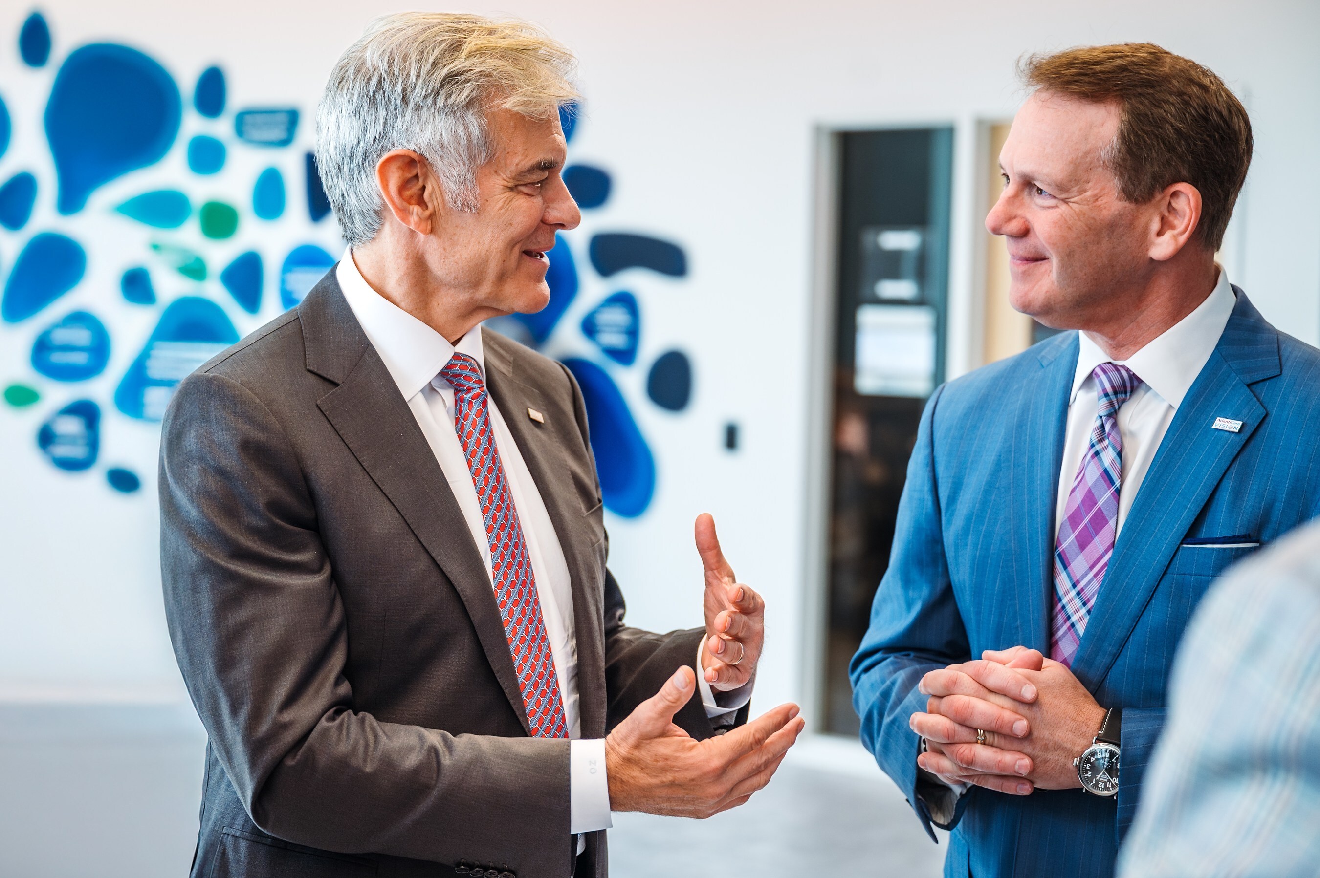 Unable to view the image, Please provide a valid URL.