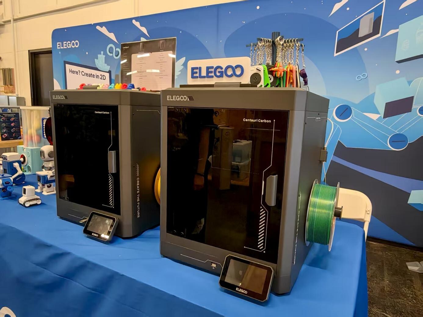 Open Sauce's Eye-catching Creations? Meet Elegoo's AI Robots, Glowing Cosplay Wings, and More, All 3D Printed