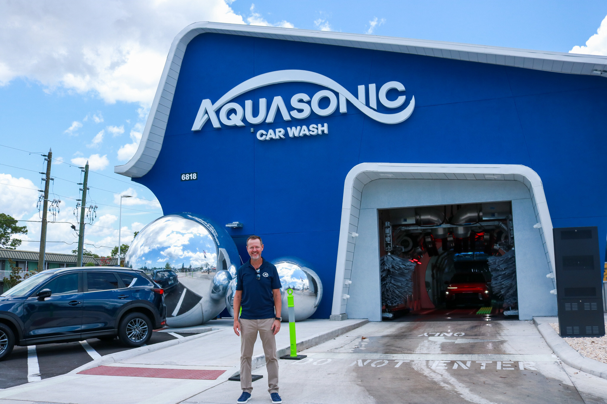 UK PROPERTY ENTREPRENEUR MAKES SPLASH IN U.S WITH OPENING OF REVOLUTIONARY NEW CAR WASH CHAIN