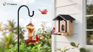 The Perfect Gift for Bird Lovers: TT Nature's Smart Feeders Delight on Any Occasion