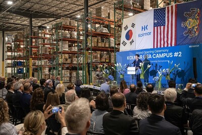 Yoon Sang Hyun, Vice Chairman of Kolmar Group, delivers a commemorative speech at the opening ceremony of Kolmar USA second plant. Yoon Sang Hyun, Vice Chairman of Kolmar Group, delivers a commemorative speech at the opening ceremony of Kolmar USA second plant.