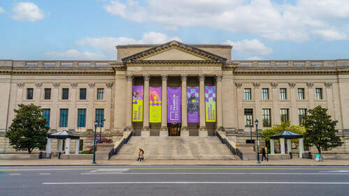 The Franklin Institute in Philadelphia receives support from the Simons Foundation to lead innovative math programming at locations nationwide.