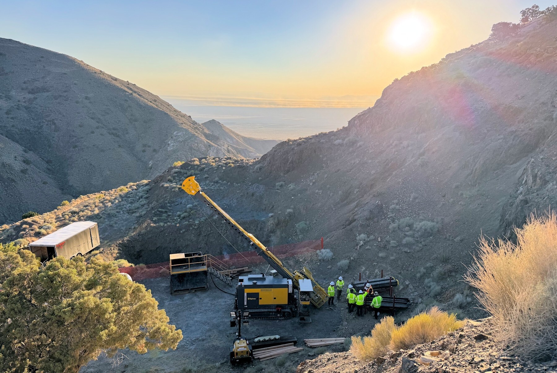 Figure 1: Fondaway Canyon - First drill hole of 2025 drill program (source: Foraco Drilling) (CNW Group/Getchell Gold Corp.) Figure 1: Fondaway Canyon - First drill hole of 2025 drill program (source: Foraco Drilling) (CNW Group/Getchell Gold Corp.)