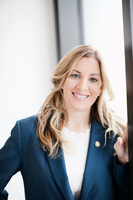 The Inner Circle acknowledges Jeanne E Ferrer as a Pinnacle Professional Member Inner Circle of Excellence