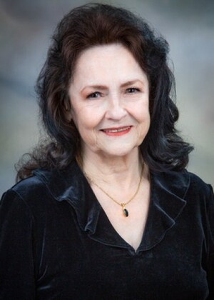The Inner Circle acknowledges, Beverly Wheeler as a Pinnacle Professional Member