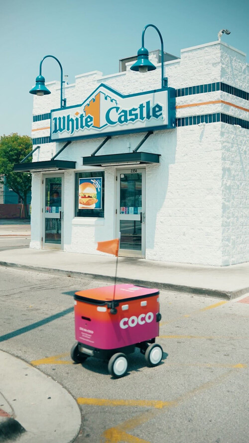 Coco Robot at White Castle, Chicago