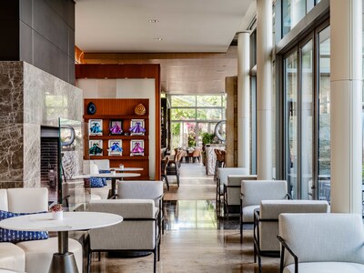 Four Seasons Hotel Silicon Valley- Quattro Lounge Interiors