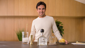 Tequila Patrón y Checo Pérez renuevan su alianza, celebrando el Orgullo Mexicano