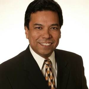 The Inner Circle acknowledges, Lloyd Costello, MD as a Pinnacle Lifetime Member