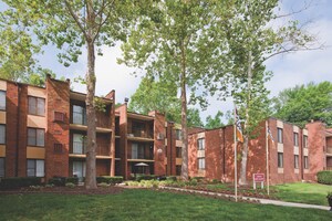Hamilton Zanze Announces Sale of Parkway Apartments