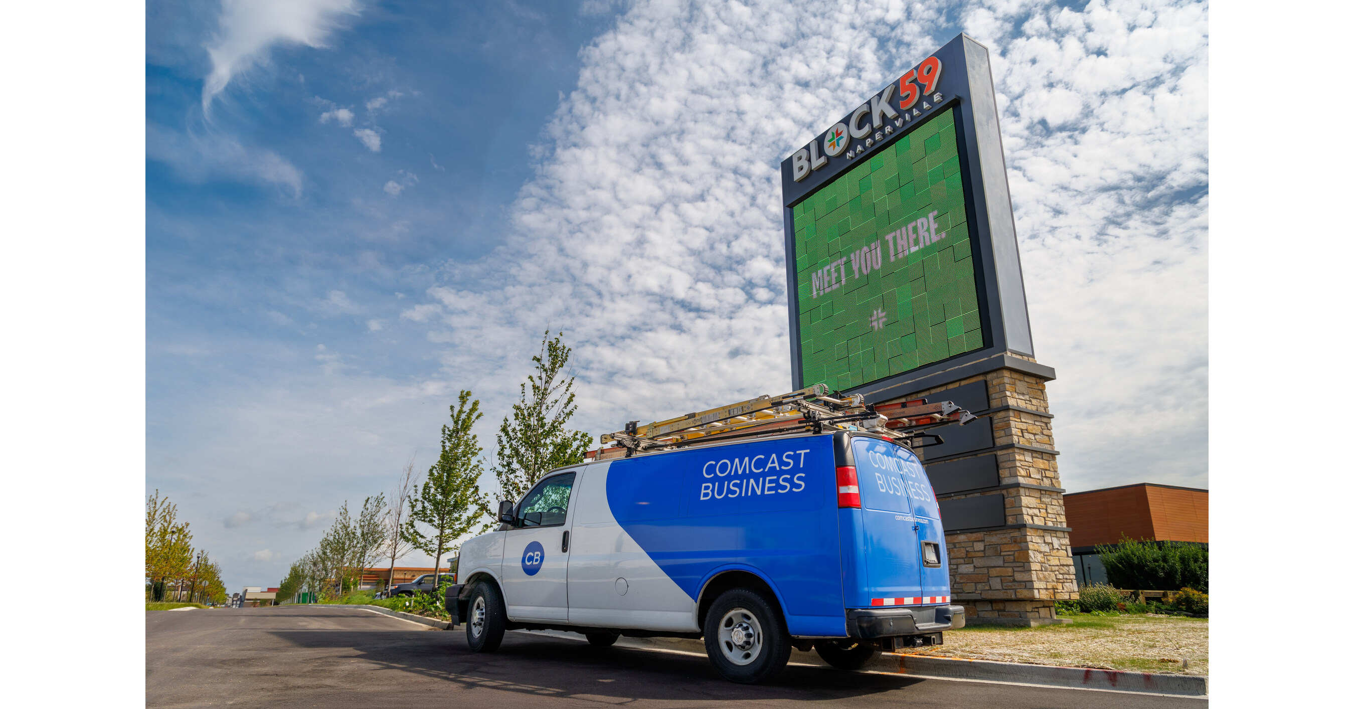 Comcast Extends its High-Speed Internet Network and Brings Advanced Connectivity Services to Block 59 Redevelopment in Naperville Comcast Extends its High-Speed Internet Network and Brings Advanced Connectivity Services to Block 59 Redevelopment in Naperville