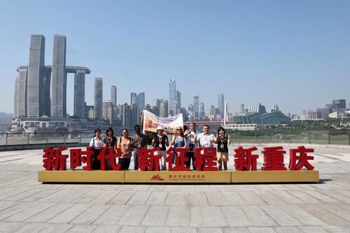 Media representatives from five countries involved in the Belt and Road Initiative attend the Chongqing Belt and Road Journalists Station — Discover Chongqing Tour in July. (Photo by Wang Jing) (PRNewsfoto/China Daily)