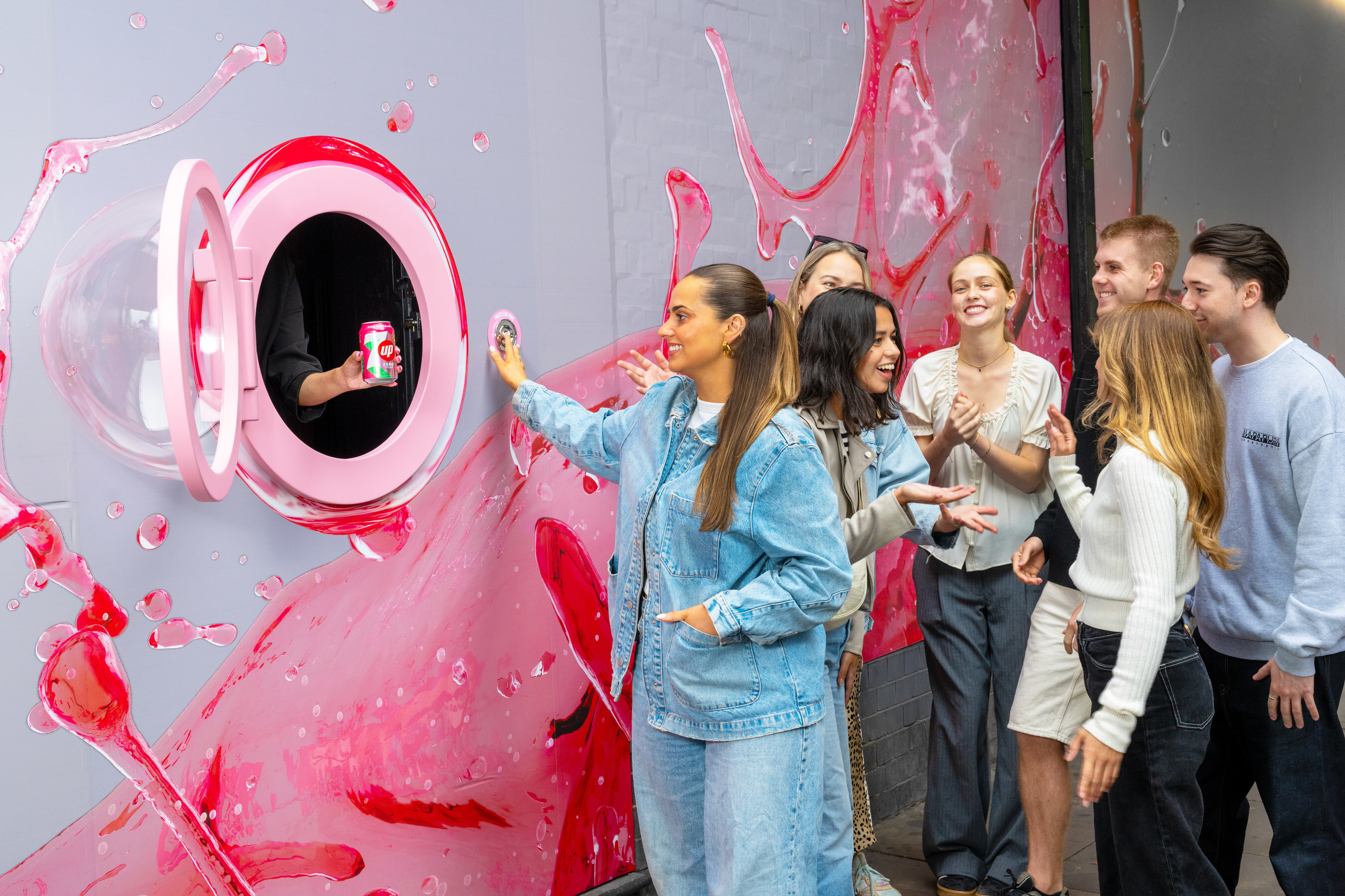 7UP® Pink Lemonade Lifts The Nation's Spirit with a Splash of Pink