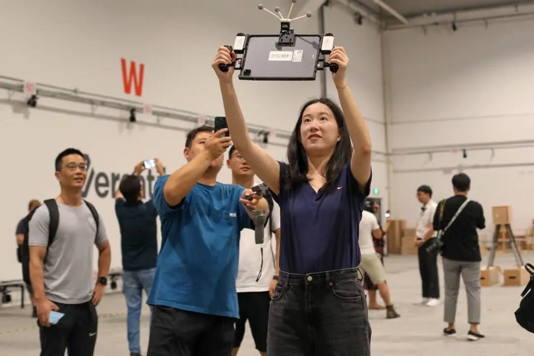 Unable to view the image, Please provide a valid URL.