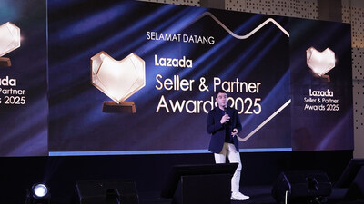 Lazada Indonesia CEO Carlos Barrera delivers a keynote speech at the Lazada Seller& Partner Awards 2025, honoring brands, sellers, and partners for their growth alongside Indonesia’s dynamic digital economy.