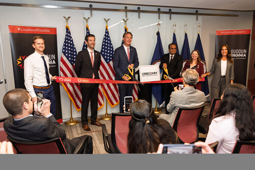 Virginia Governor Glenn Youngkin joins ORBCOMM CEO Sameer Agrawal to cut the ribbon on the company’s new global headquarters in Loudoun County, Va., on Aug. 14, 2025. The relocation will create new jobs and includes a $500,000 investment to help combat the smuggling of drugs and other illicit goods into the United States in shipping containers.