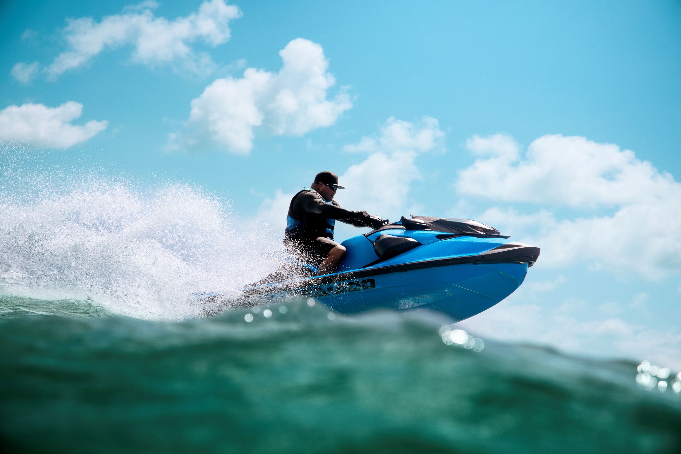/R E P E A T -- Sea-Doo Ramps Up PWC Connectivity and Switch Pontoons Horsepower for 2026/