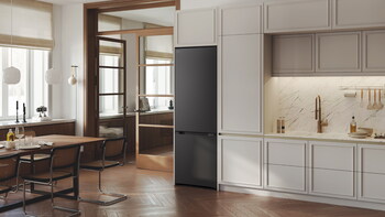 LG introduces the new bottom-freezer with adjustable shelving and flexible compartments, designed to fit real European kitchen environments. LG introduces the new bottom-freezer with adjustable shelving and flexible compartments, designed to fit real European kitchen environments.