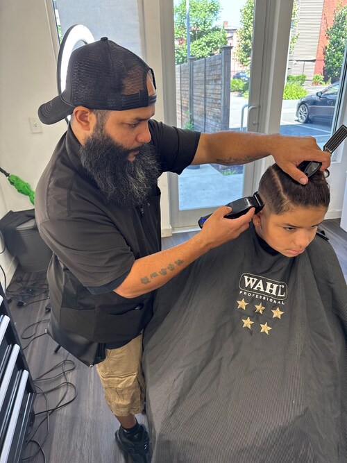 Men’s grooming leader Wahl® is celebrating Miguel Delvalle from Hartford, CT. His ability to combine good grooming with goodwill landed him as a finalist in the Wahl® Benevolent Beards Contest. Public votes will help decide if he wins the Grand Prize of $5,000 for himself and $20,000 for his charity Scissors Society, Inc. Men’s grooming leader Wahl® is celebrating Miguel Delvalle from Hartford, CT. His ability to combine good grooming with goodwill landed him as a finalist in the Wahl® Benevolent Beards Contest. Public votes will help decide if he wins the Grand Prize of $5,000 for himself and $20,000 for his charity Scissors Society, Inc.