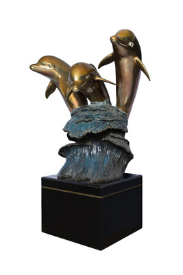 Dolphins Statue
