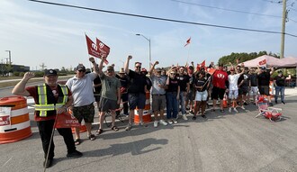 Striking Unifor members at Toromont reject forced ‘last offer’ vote by 87% (CNW Group/Unifor)