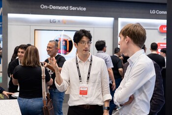 LG highlights its innovative approach to connected laundry operation with the convenient Laundry Crew 3.0 and the Smart API.