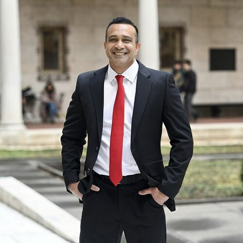 Rudy Dajie, Keyo’s CEO, is an entrepreneur and operator with a proven record of scaling regulated, precision-critical businesses.