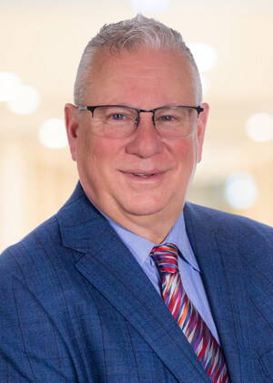 Long Island Family Doctor Harold Sirota Brings MDVIP to Valley Stream