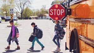 Congestion in School Zones Sparks Safety Concerns Among Ontario Parents, CAA Survey Finds