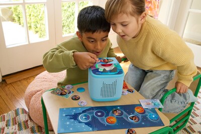 Designed exclusively for Toniebox 2, Tonieplay turns the Toniebox into a safe and screen-free audio gaming experience that lets kids take the lead using the Tonieplay Controller. Designed exclusively for Toniebox 2, Tonieplay turns the Toniebox into a safe and screen-free audio gaming experience that lets kids take the lead using the Tonieplay Controller.