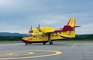 Lutte contre les feux - Départ d'avions-citernes et d'équipes du Québec vers Los Angeles