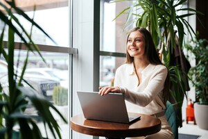 From healthcare to high-speed rail: Holafly for Business now reaches over 800 companies worldwide