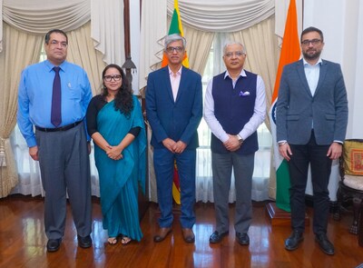 L-R: Ravi Dadlani, CEO and MD, CEAT Kelani Holdings; Devika Lal, First Secretary (Economic and Commercial), High Commission of India, Colombo; Arnab Banerjee, MD and CEO, CEAT Ltd, India; H.E. Santosh Jha, High Commissioner of India to Sri Lanka; Amit Tolani, CEO, CEAT Specialty.