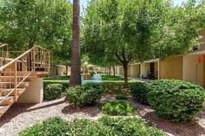 Neighborhood Ventures Successfully Closes on Venture on Maryland in Central Phoenix