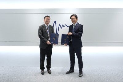 Jay Wang (Left) and Suguru Ominato (Right) Jay Wang (Left) and Suguru Ominato (Right)